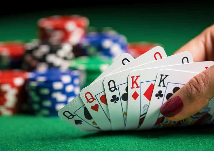 Những chiến thuật chơi Poker giúp bạn đánh gục đối thủ