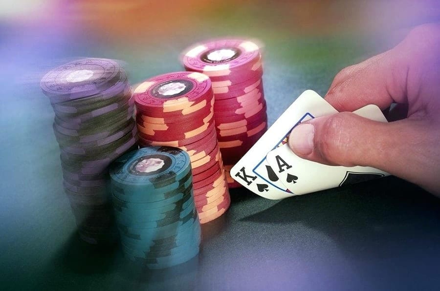 Mẹo đoán bài Poker cực dễ cho người chơi