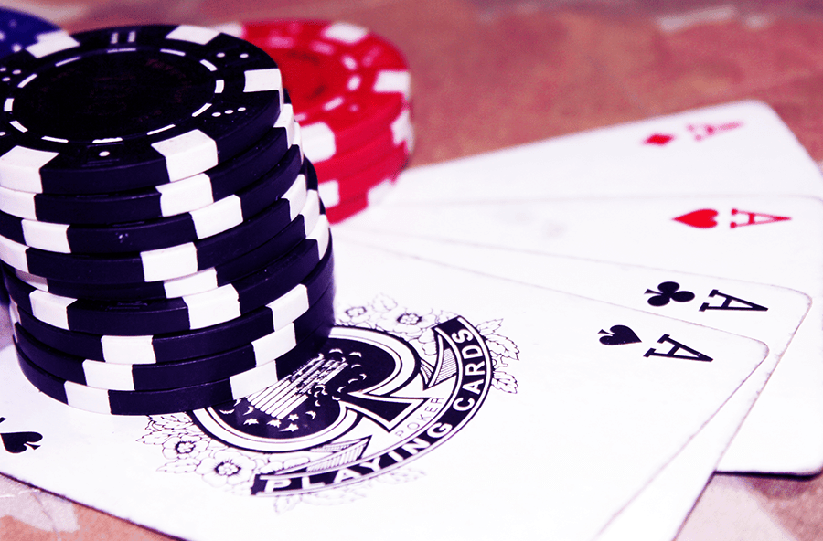 Tìm hiểu về quy tắc Đầu Hàng trong Blackjack