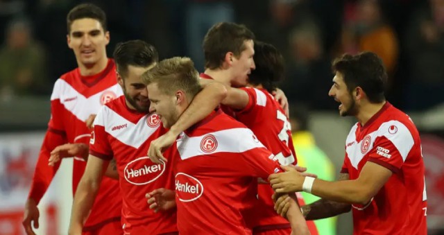 Soi kèo bóng đá trận Fortuna Dusseldorf vs Schalke 04, 28/05/2020 – Giải VĐQG Đức