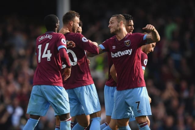 Soi kèo bóng đá trận West Ham United vs Burnley, 09/07/2020 – Ngoại Hạng Anh