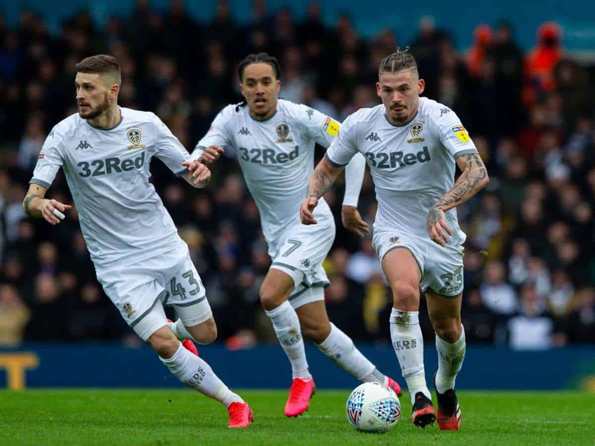 Soi kèo nhà cái bóng đá trận Leeds United vs Manchester City