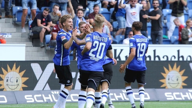 Soi kèo nhà cái bóng đá trận Arminia Bielefeld vs Bayern Munich