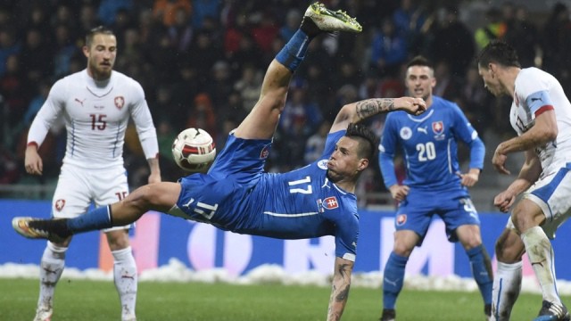 Soi kèo nhà cái bóng đá trận Slovakia vs Israel