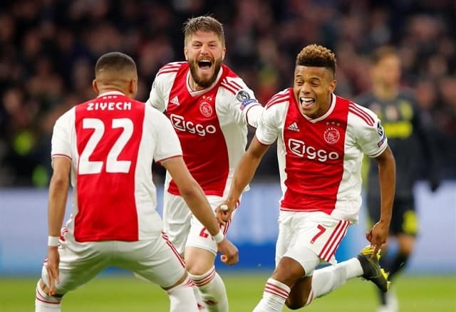 Soi kèo bóng đá trận Ajax vs Lille, 26/02/2021 – Cúp C2 Châu  Âu