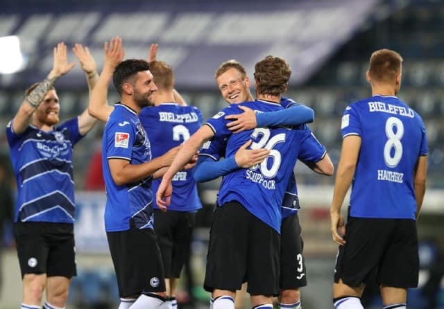 Soi kèo nhà cái bóng đá trận Arminia Bielefeld vs RB Leipzig