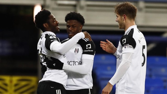 Soi kèo nhà cái bóng đá trận Fulham vs Leeds