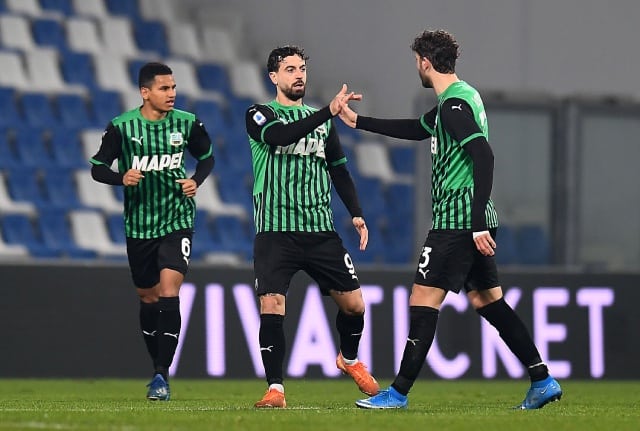 Soi kèo nhà cái bóng đá trận Sassuolo vs AS Roma