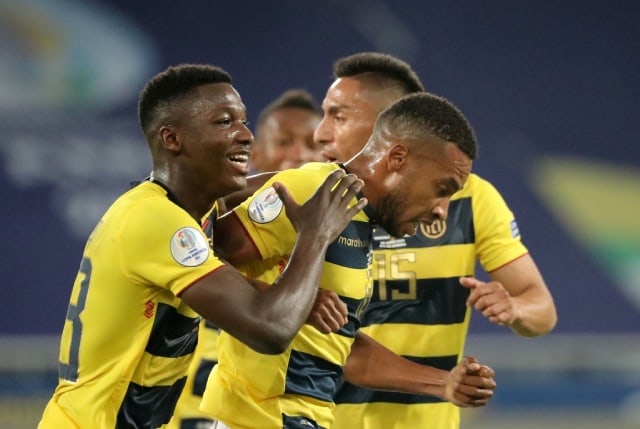 Soi kèo nhà cái bóng đá trận Ecuador vs Peru Soi kèo nhà cái bóng đá trận Ecuador vs Peru