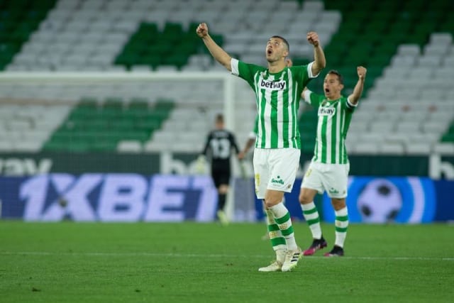 Soi kèo nhà cái bóng đá trận Betis vs Cadiz CF