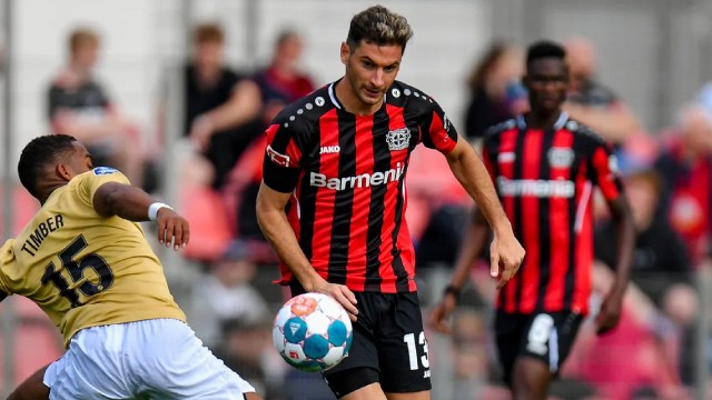 Soi kèo nhà cái bóng đá trận Bayer Leverkusen vs Dortmund