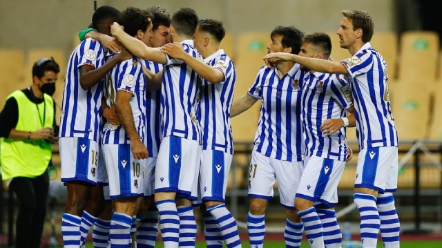 Soi kèo nhà cái bóng đá trận Real Sociedad vs Sevilla